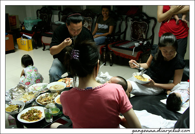 อบอุ่น ติ้งบ้านพี่เหมียว รวมพลคนWii